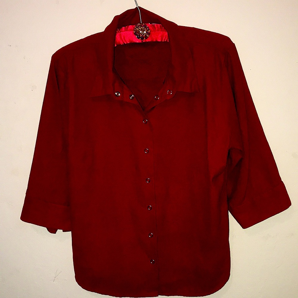 5/$25 ✨FINAL SALE PRICE✨Arizona Jeans Co. wine size L faux suede top